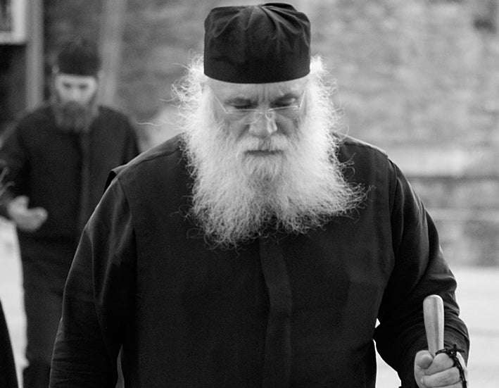 «Τι κάνουν σήμερα οι Παπαροκάδες» – Ανακοίνωση Ιεράς Μονής Τρικόρφου